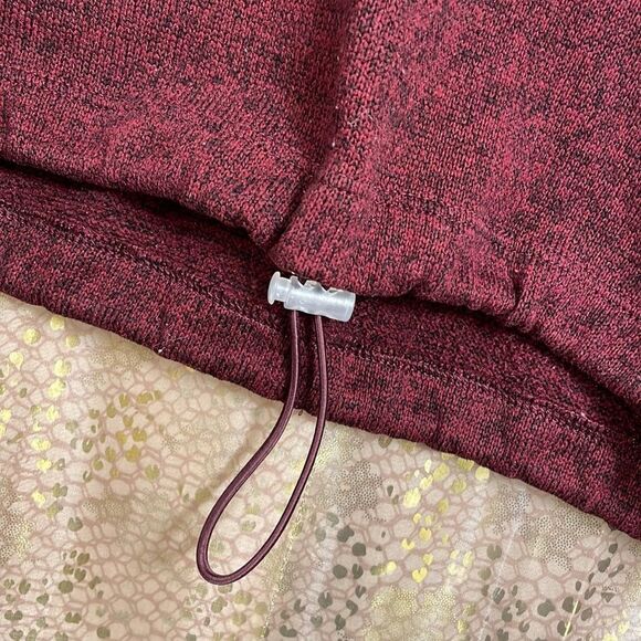 PINK Victorias Secret maroon/wine cropped toggle long sleeve sweater, size S - Picture 5 of 7